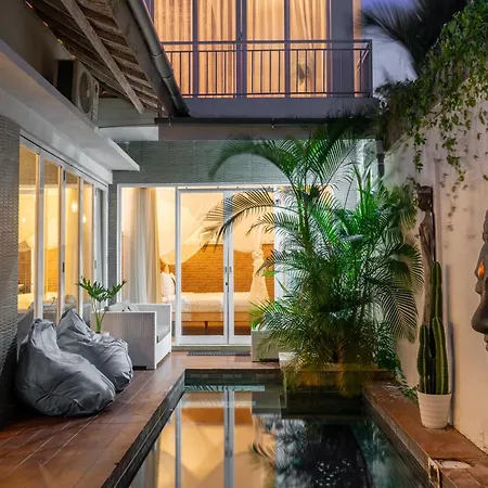 Private-Pool Family Villa Near Canggu Beach